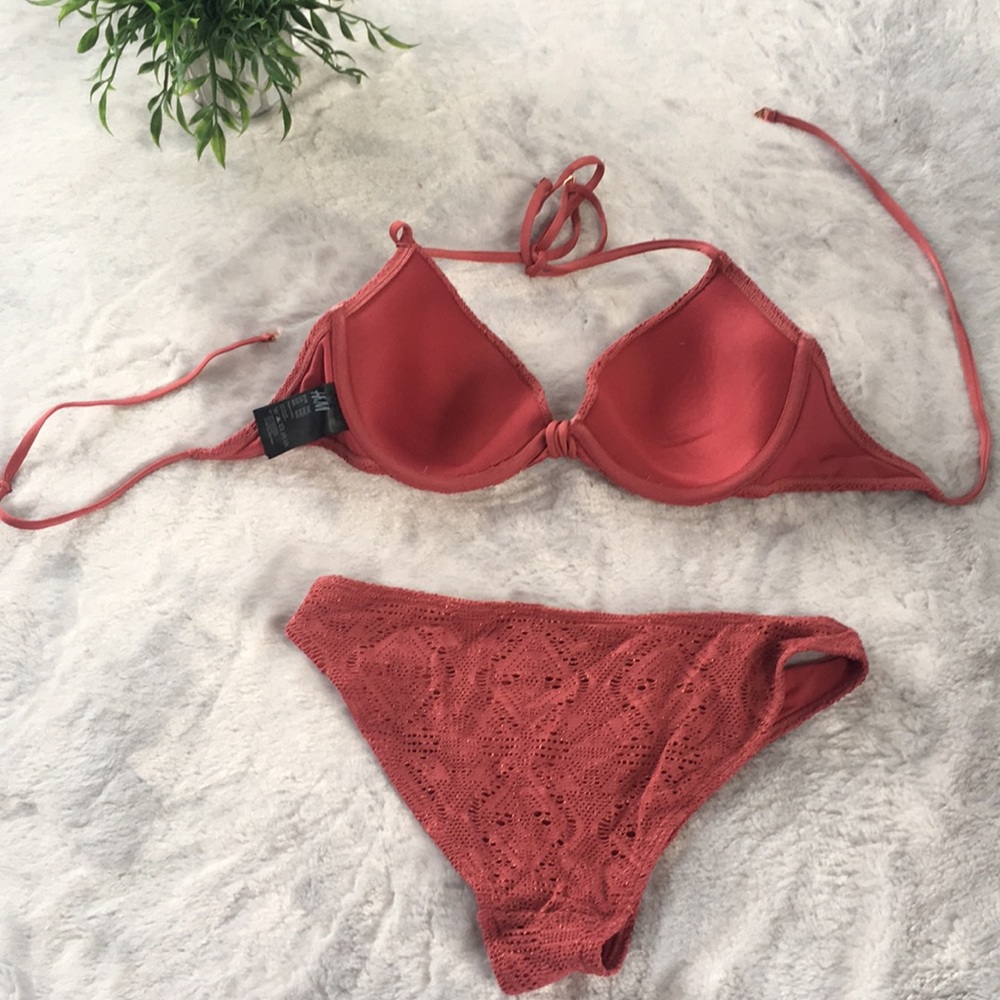 H&M • pink / coral bikini with underwire - Picture 5 of 5